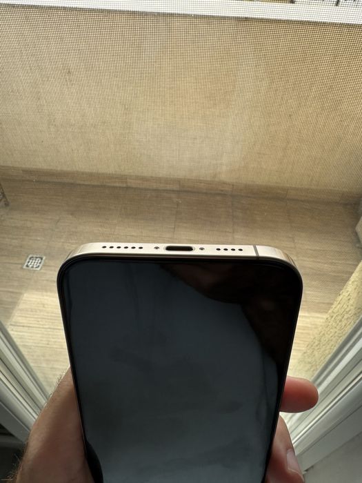 Iphone 16 pro max 256 gb Desert Titanium + garantie emag inca un an