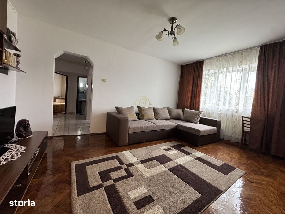 De inchiriat Apartament 3 Camere/2 Bai in Cartierul Micro 16