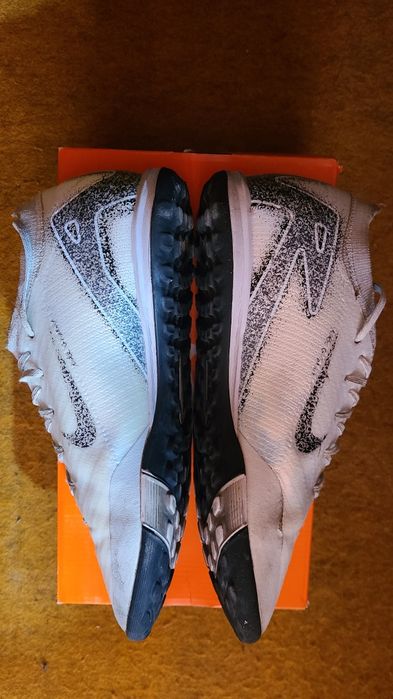 Sarakanoshka sotiladi