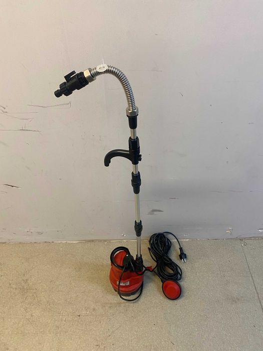 070144	Помпа водна потоп. 350W 3/4" 50L/min 10m 10m кабел RD-WP37