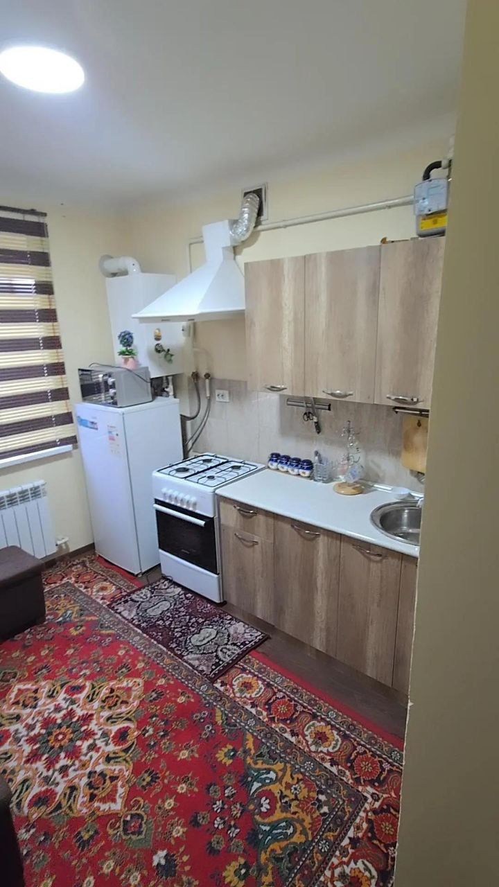 Sholqamat yonida 2 chi etajda 2 xonali kvartira ijaraga beriladi