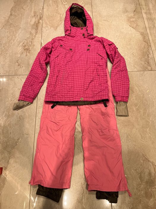 Casca, ochelari, manusi si Costum schi dama,marimea 12 ani/XS