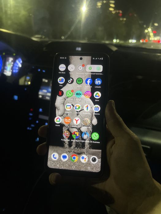 Телефон Vivo 256GB