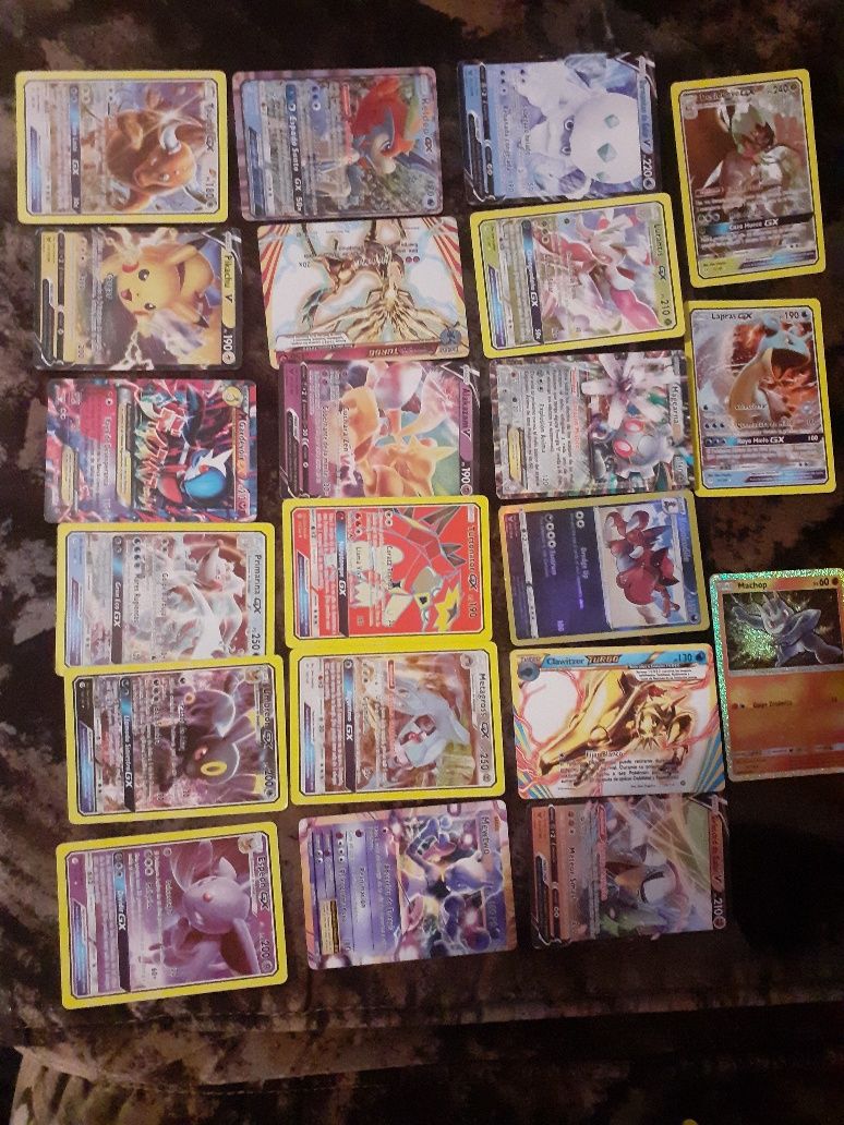 Lot de 39 carti Pokemon rare