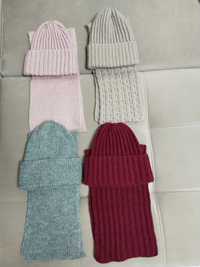 Вязаные наборы шапка и шарф, цена за 4 набора.