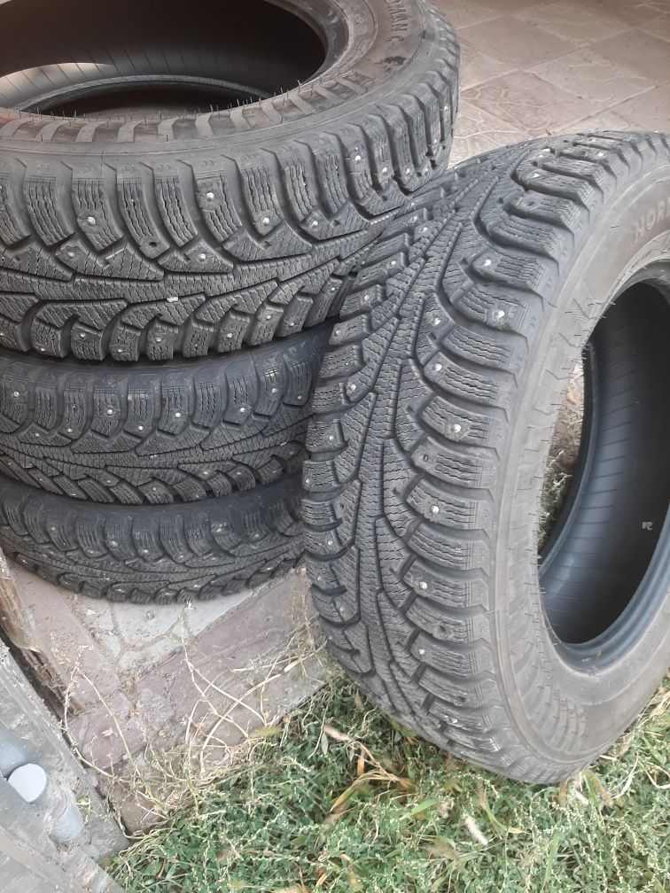 Зимние шины Nokian Nordman  195/70 R15 C 104/102R