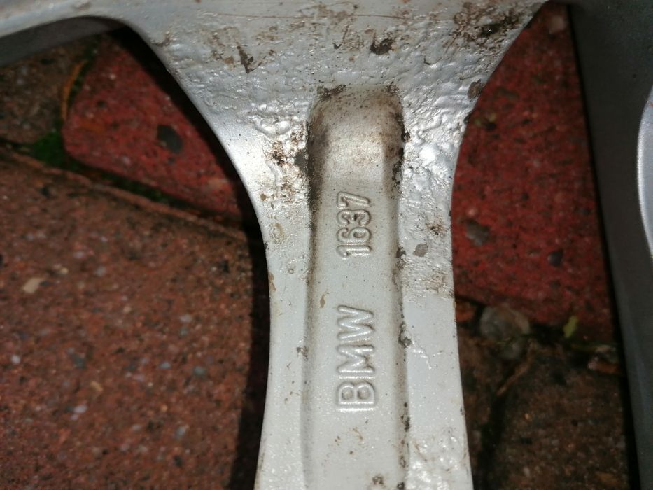 Anvelope 235 50 r18 iarna cu jante pentru bmw