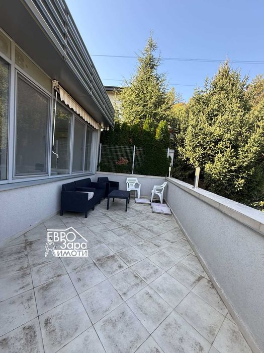 Просторно помещение под наем – район Загорка