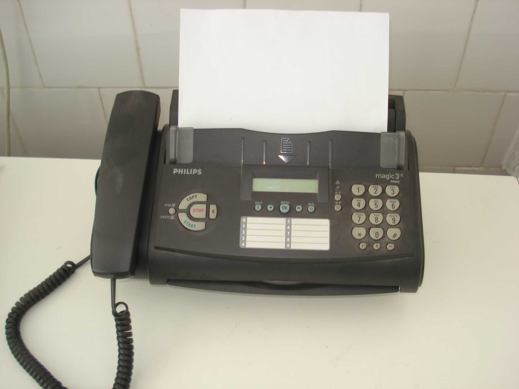 DOUA Telefoane: Fax SHARP UX-222 cu caseta +Telefon Fax Philips Magic3