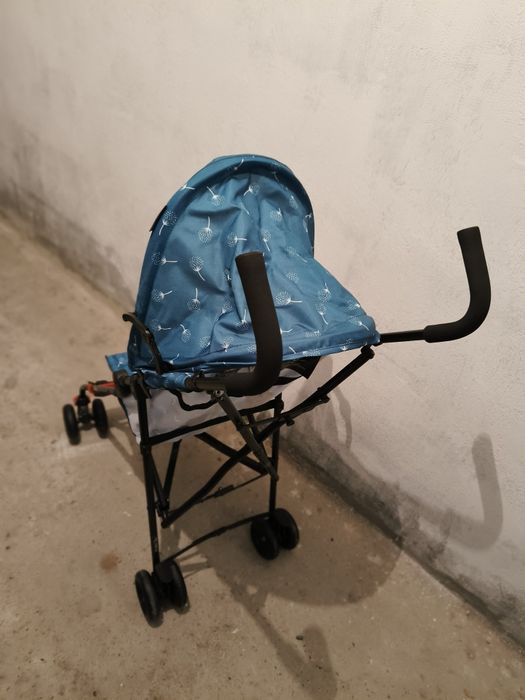 Vând cărucior pliabil Noriel