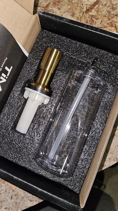 Дозатор для мыла