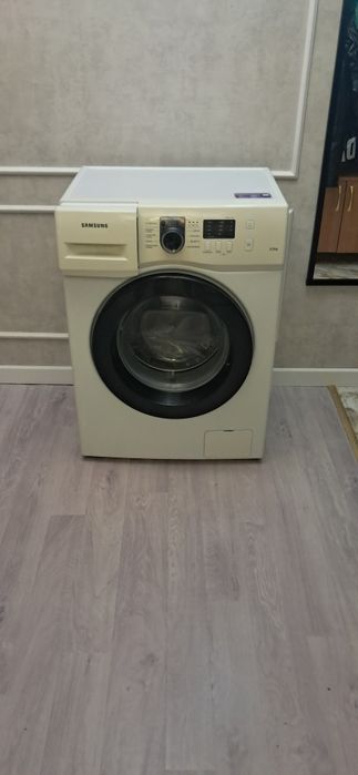 Продам стиральную машинку