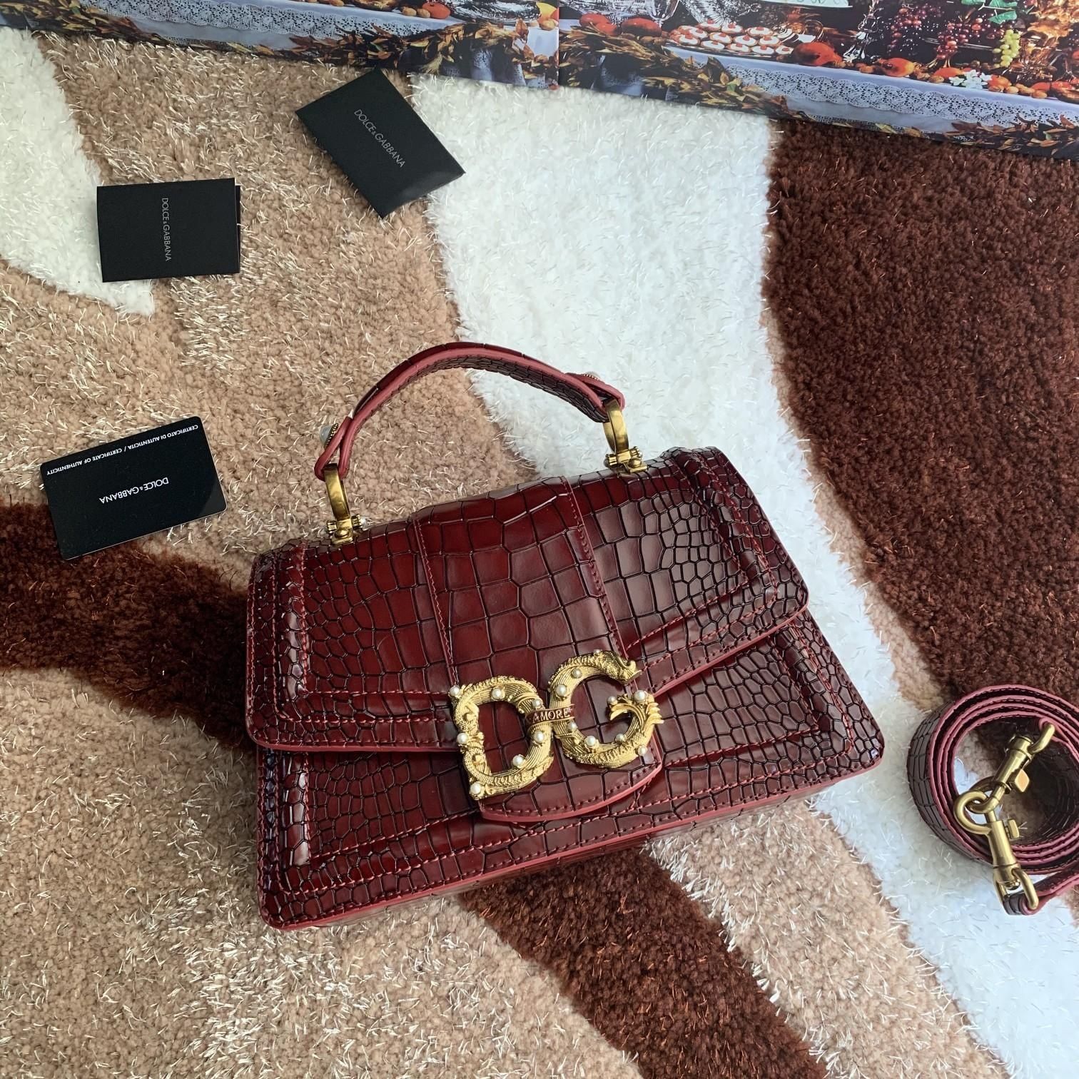 Geanta Dolce Gabbana Amore 27 cm rosu, Premium