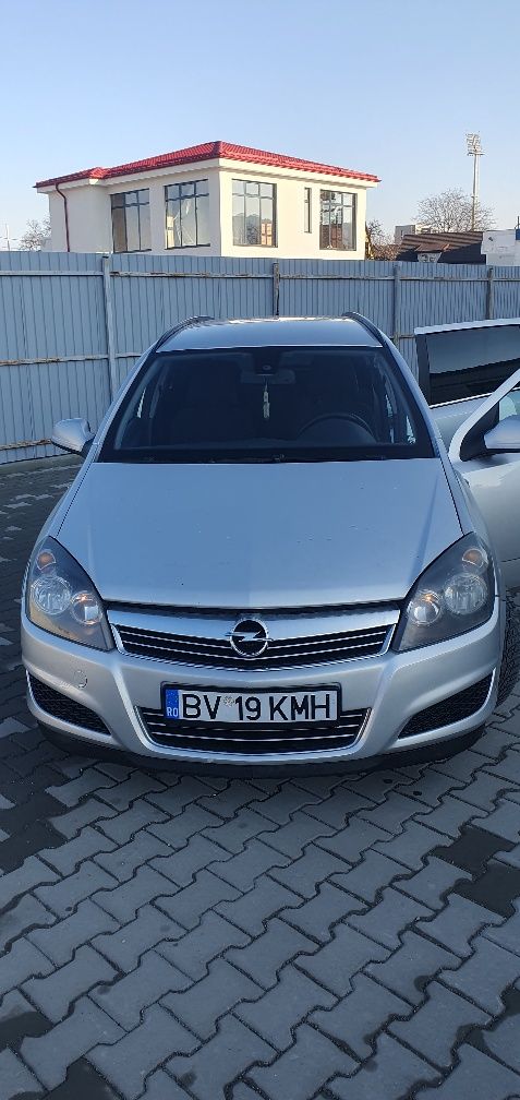 OPEL Astra H,  2010