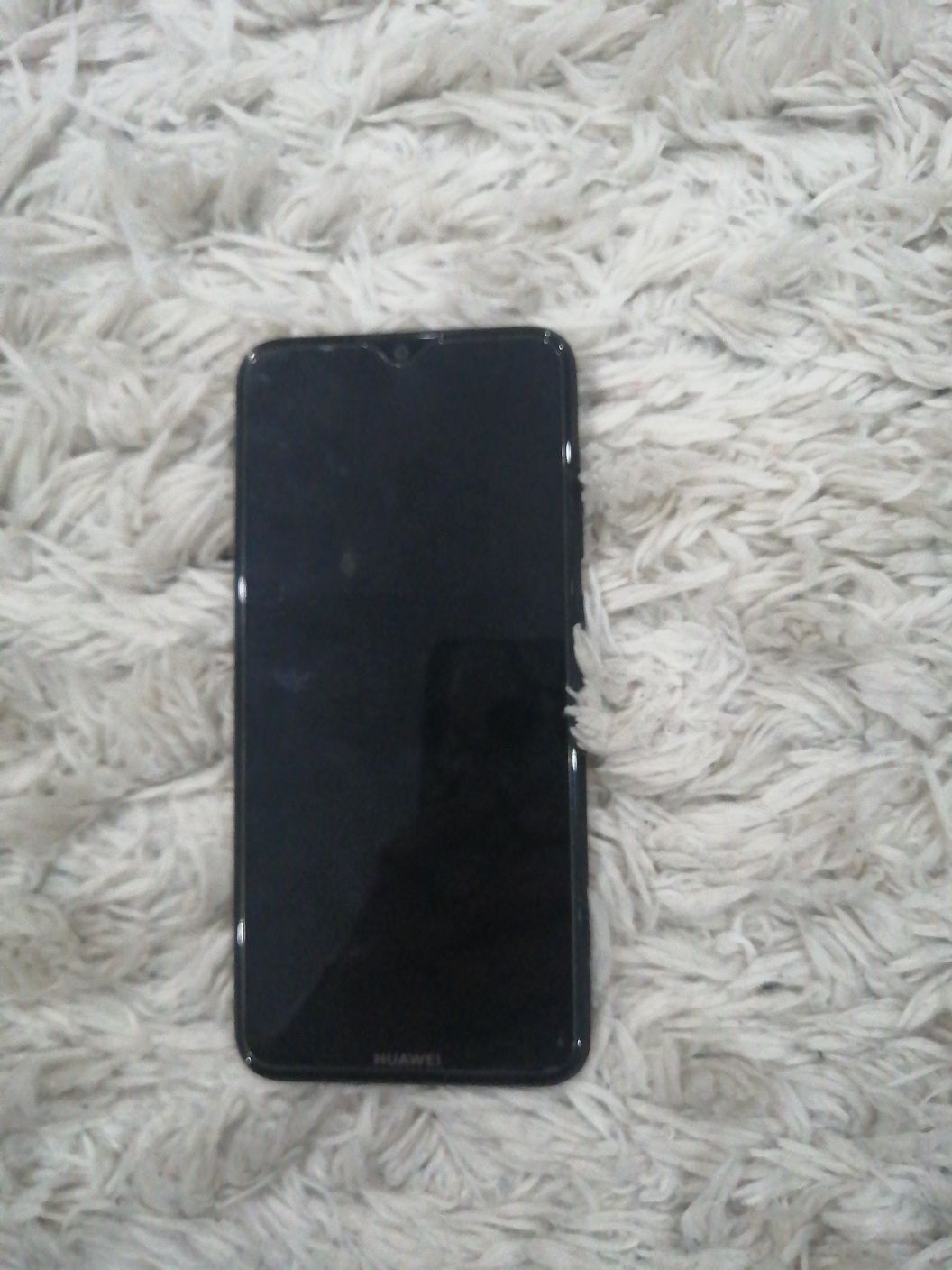Телефон Huawei Y5