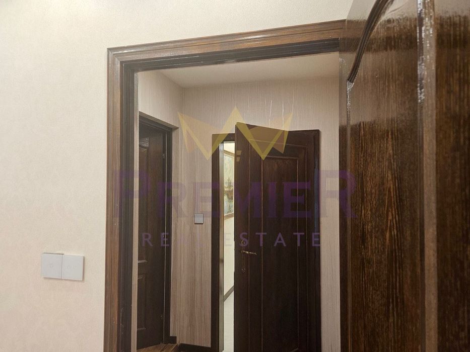 Дава се под наем Тристаен апартамент в Варна, Център - 100 кв.м за 1600 € - Снимка #8