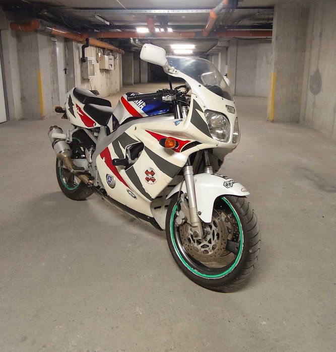 Yamaha FZR600R 1994
