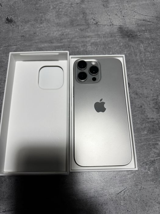 Iphone 16 pro max, 100% bateri