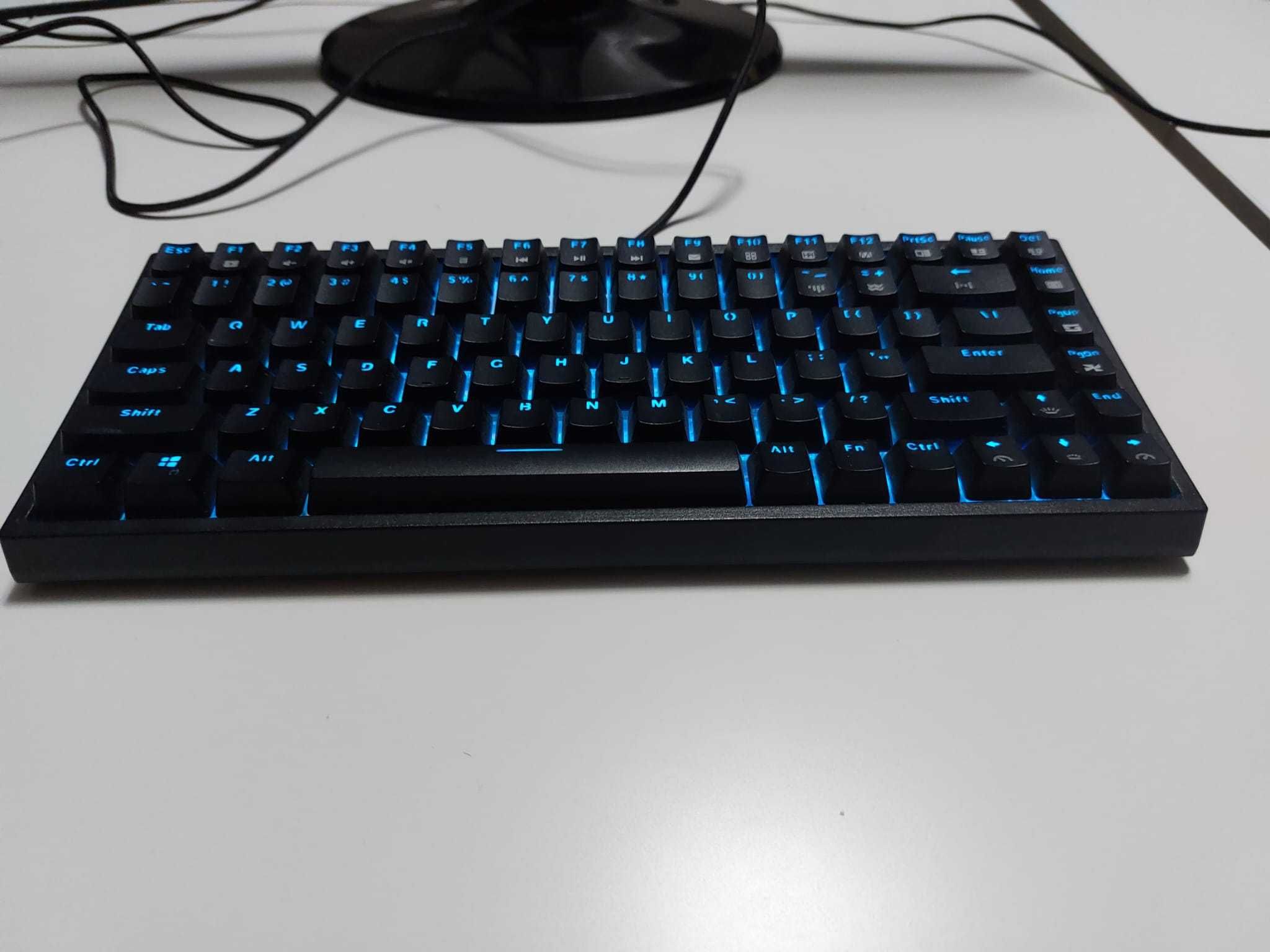 Tastatura/keyboard RGB SmartDuck XS84