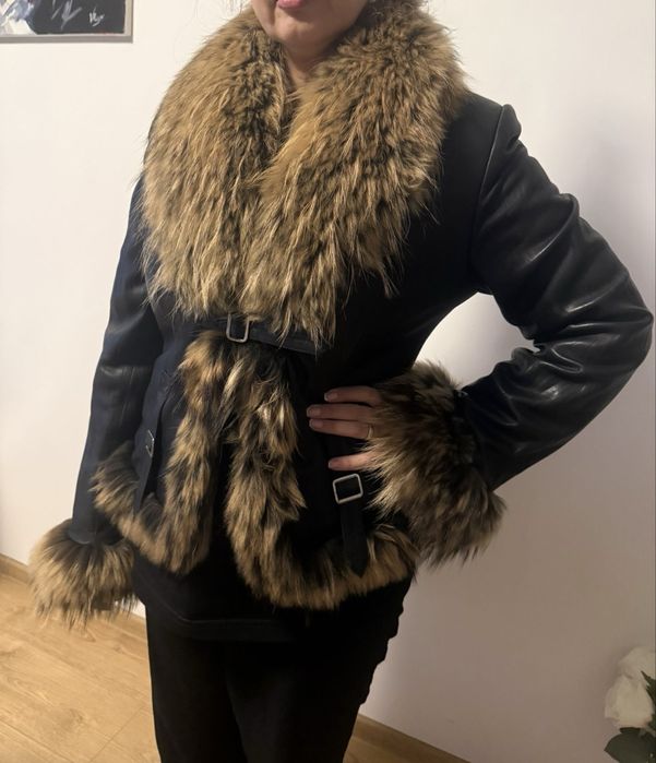Haina piele cu blana naturala din vulpe