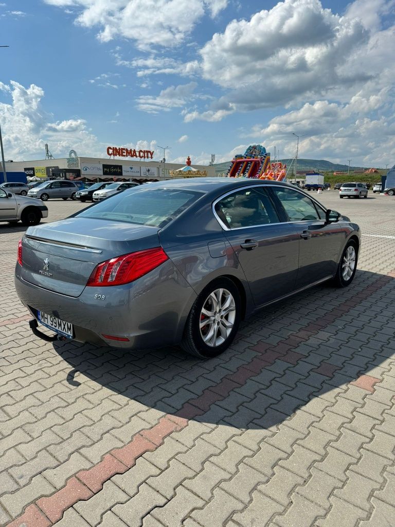 Peugeot 508 hybrid,2012