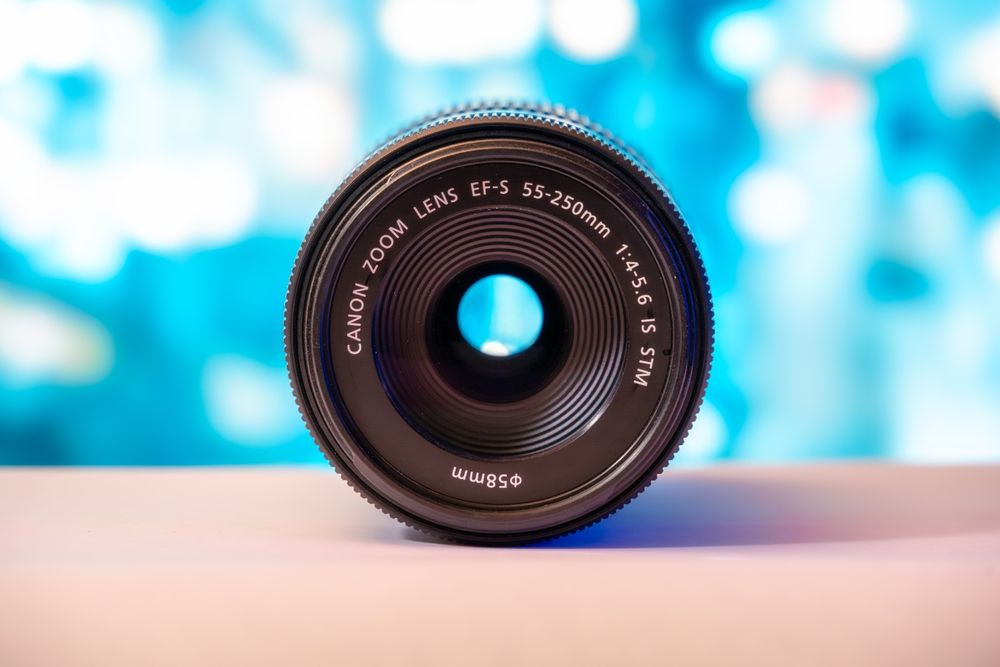 Obiectiv Canon EF-S 55-250mm IS STM + adaptor macro + UV