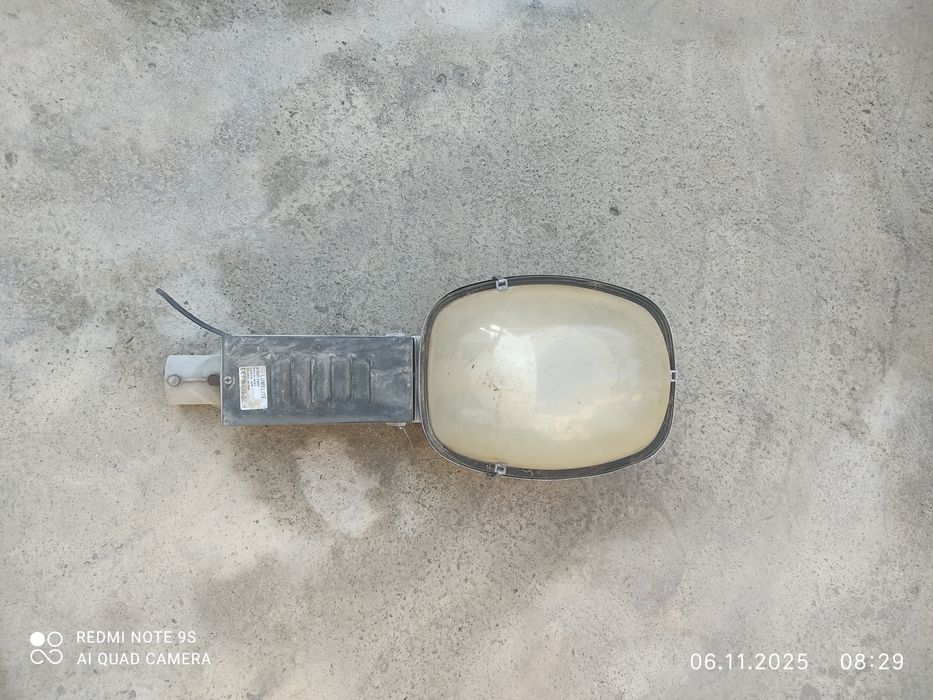 Уличный фонарь освещения