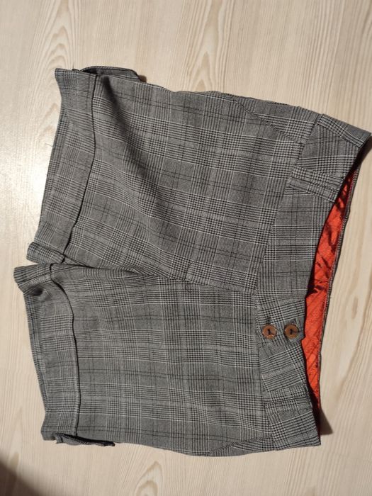 Pantaloni scurți damă