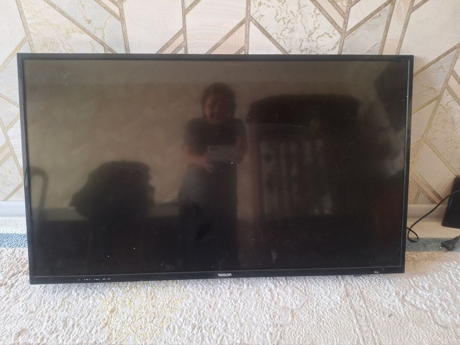 Цветной телевизор диагональ 54