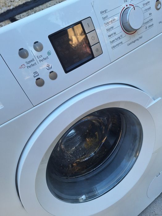 продавам пералня бош