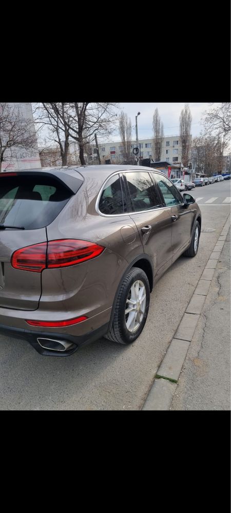 Porsche Cayenne 2016