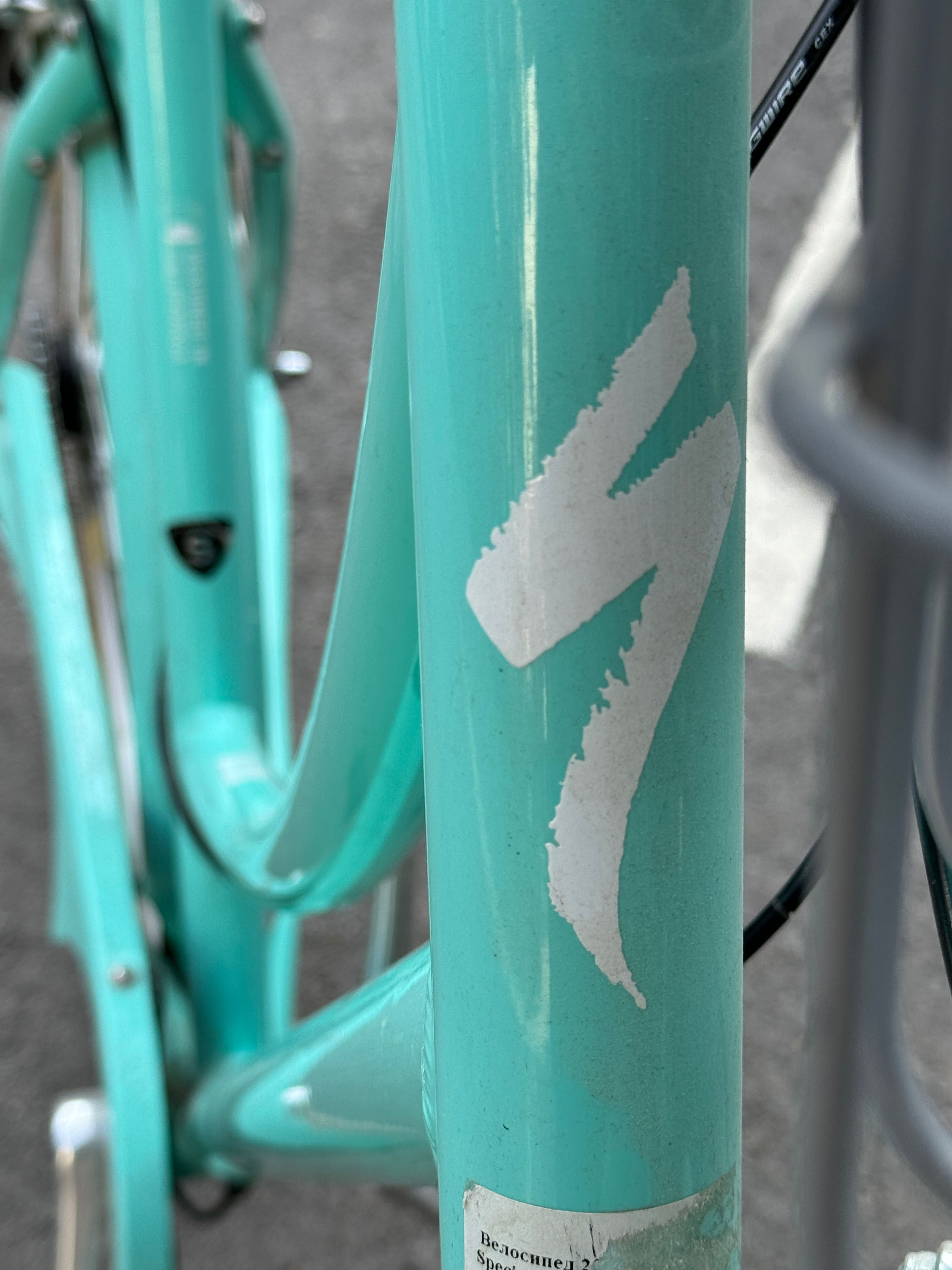 Дамско колело Specialized