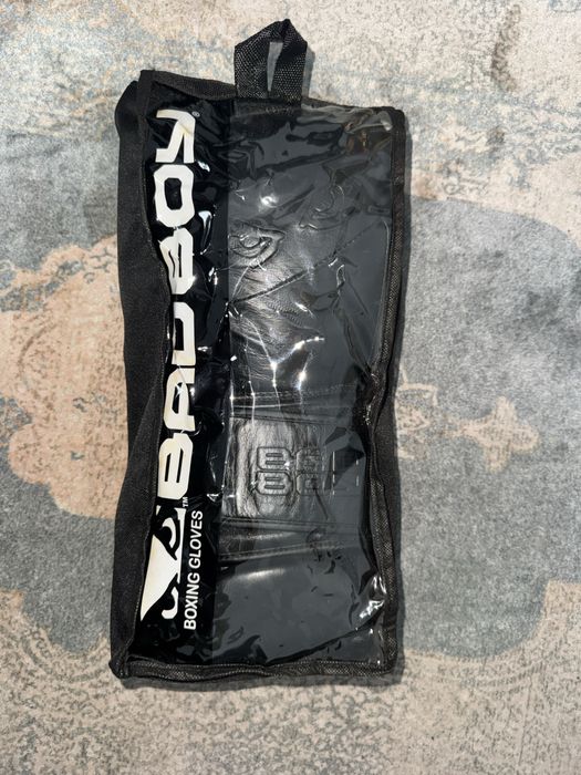 Manusi Box Bad Boy Vanquish 10oz