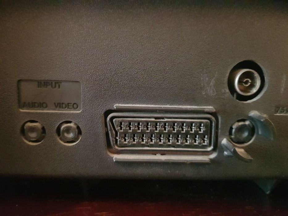 TV cu tub Samsung diagonala 54cm funcțional