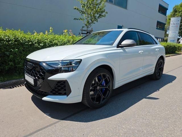 Audi RS Q8 Audi RSQ8 Performance - 640cp 305km/h Vmax