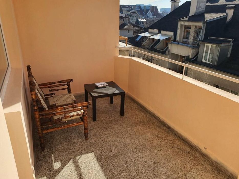 Дава се под наем Тристаен апартамент в София, Медицинска академия - 118 кв.м за 749 € - Снимка #10