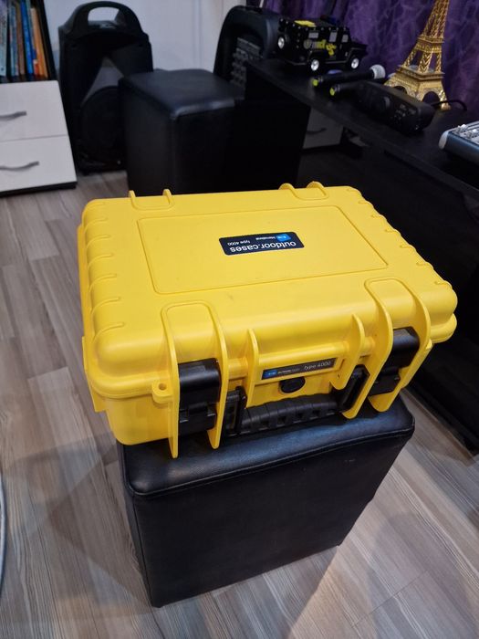 Dji Mavic 2 Zoom ca noua impecabila 2 baterii cutie profesionala