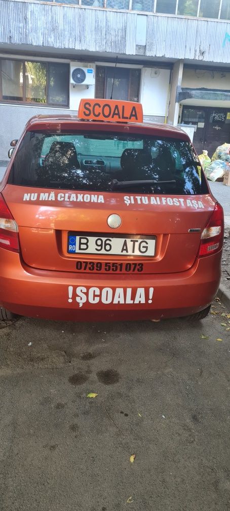 Scoala de conducatori auto