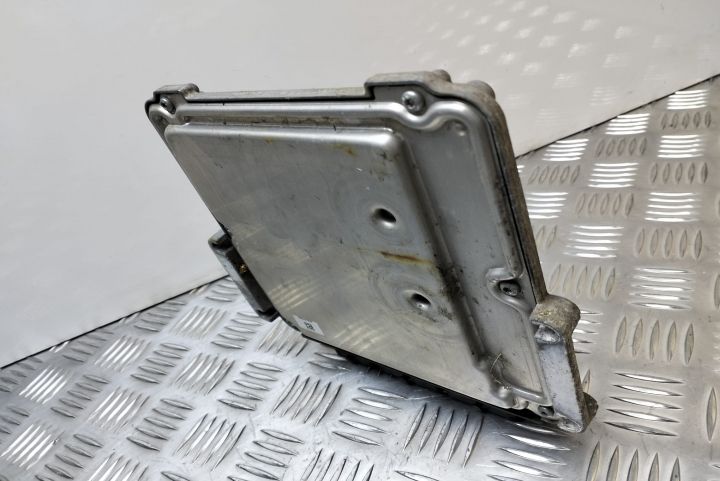 Calculator Motor Bosch ECU 2.0 DCI 0281014646 / 1039S25902 / 82007268