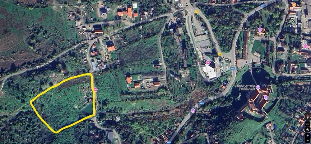 Vand teren intravilan 8690 m2 in Hunedoara langa Castelul Corvinilor