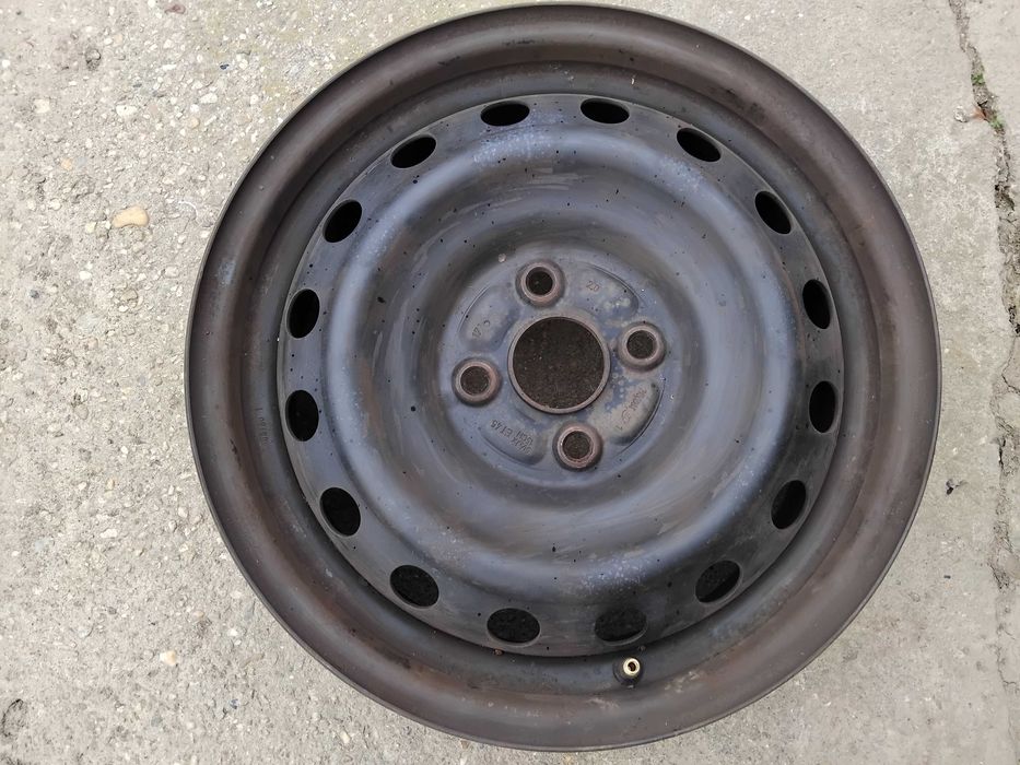 Железни джанти 15 цола за Toyota Yaris