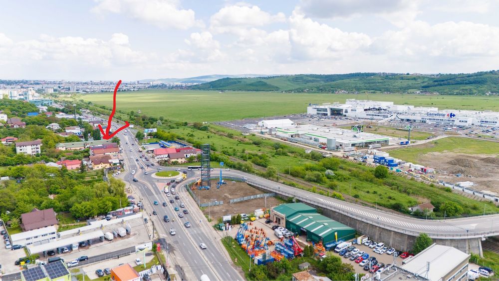 Cladire 870 mp cu 3.373 mp teren la Dn 28 Mall Moldova Valea Lupului