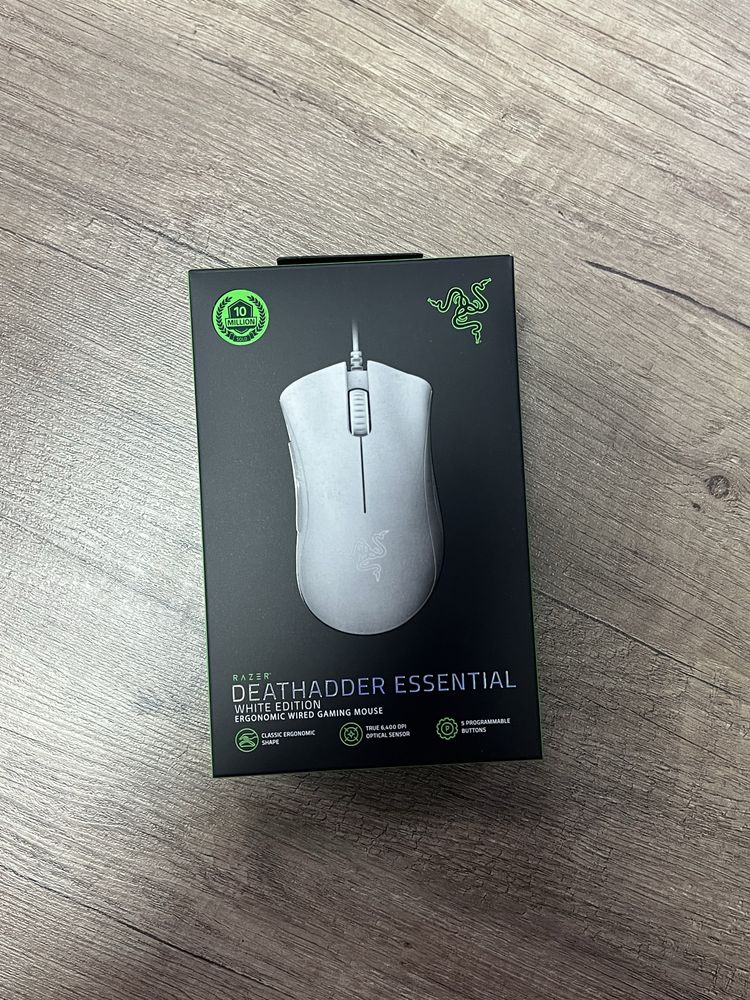Мышь Razer DeathAdder Essential