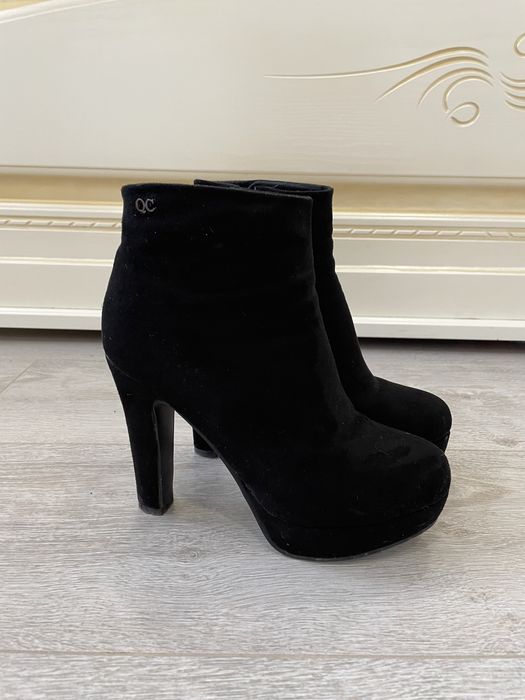 Ботильоны замшевые