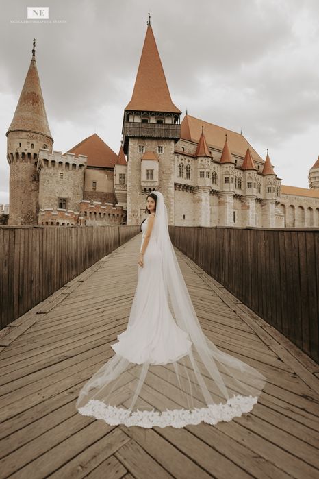 Vând rochie de Mireasă+Voal lung