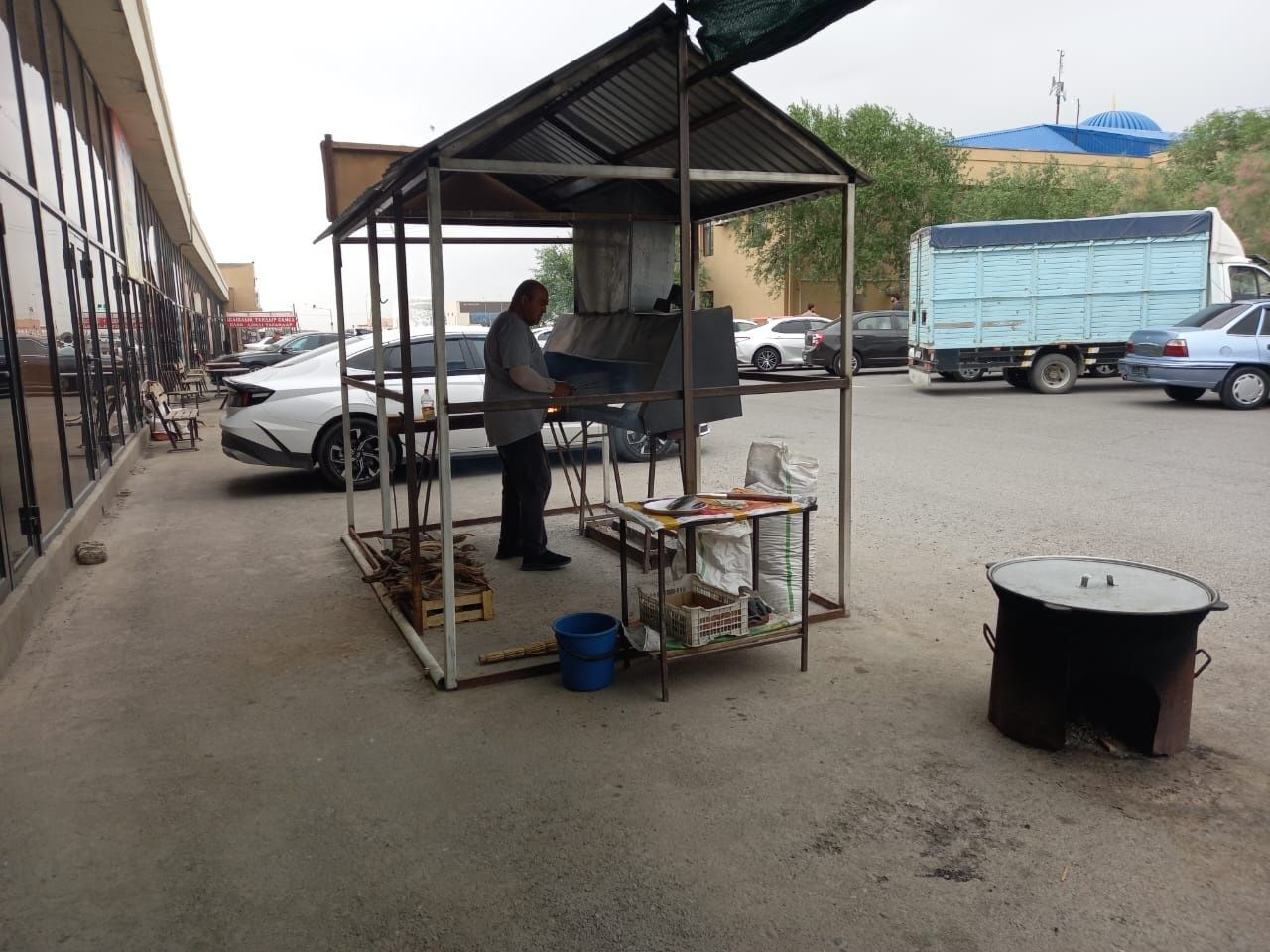 Продается действующее кафе