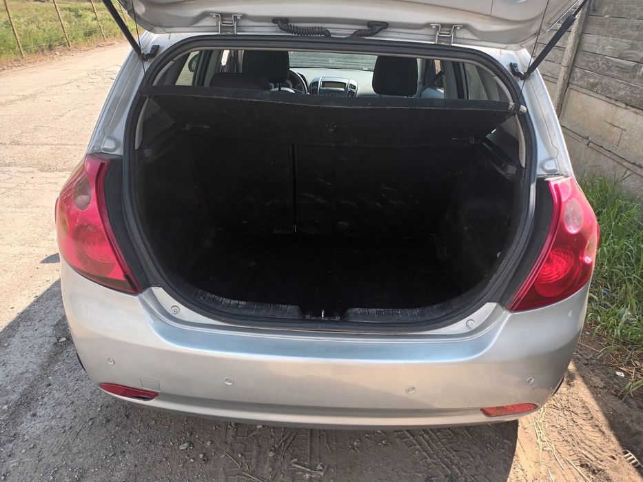 Dezmembrari  Kia CEED (ED)  2006  > 2012 1.6 CRDi 115 Motorina