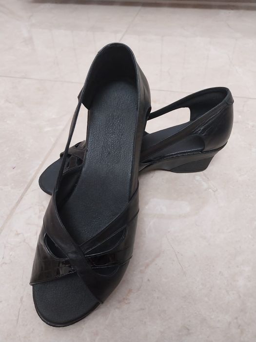 Pantofi damă decupați măsura 37