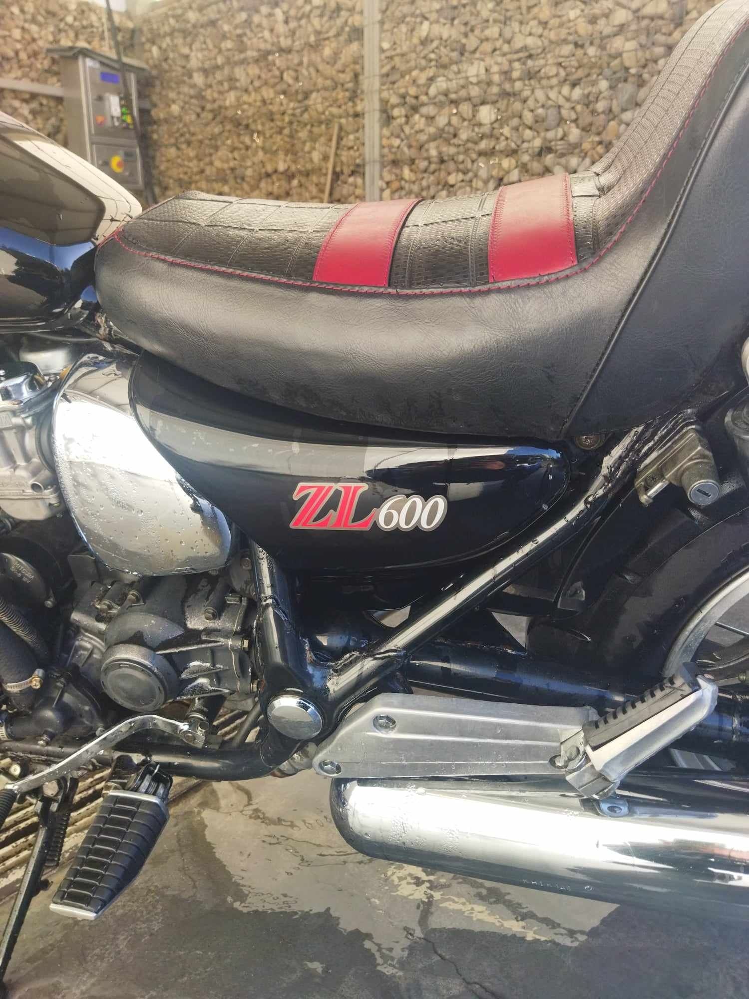 Kawasaki ZL 600 Dominator