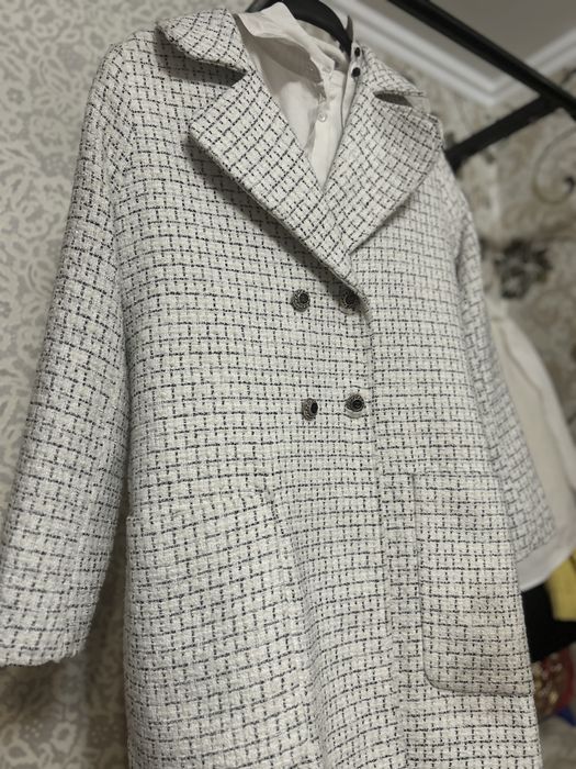 Стильное женское пальто